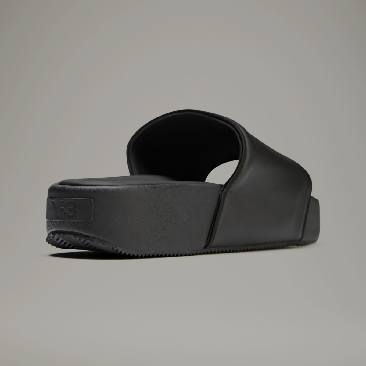 Adidas Y-3 SLIDE. 7