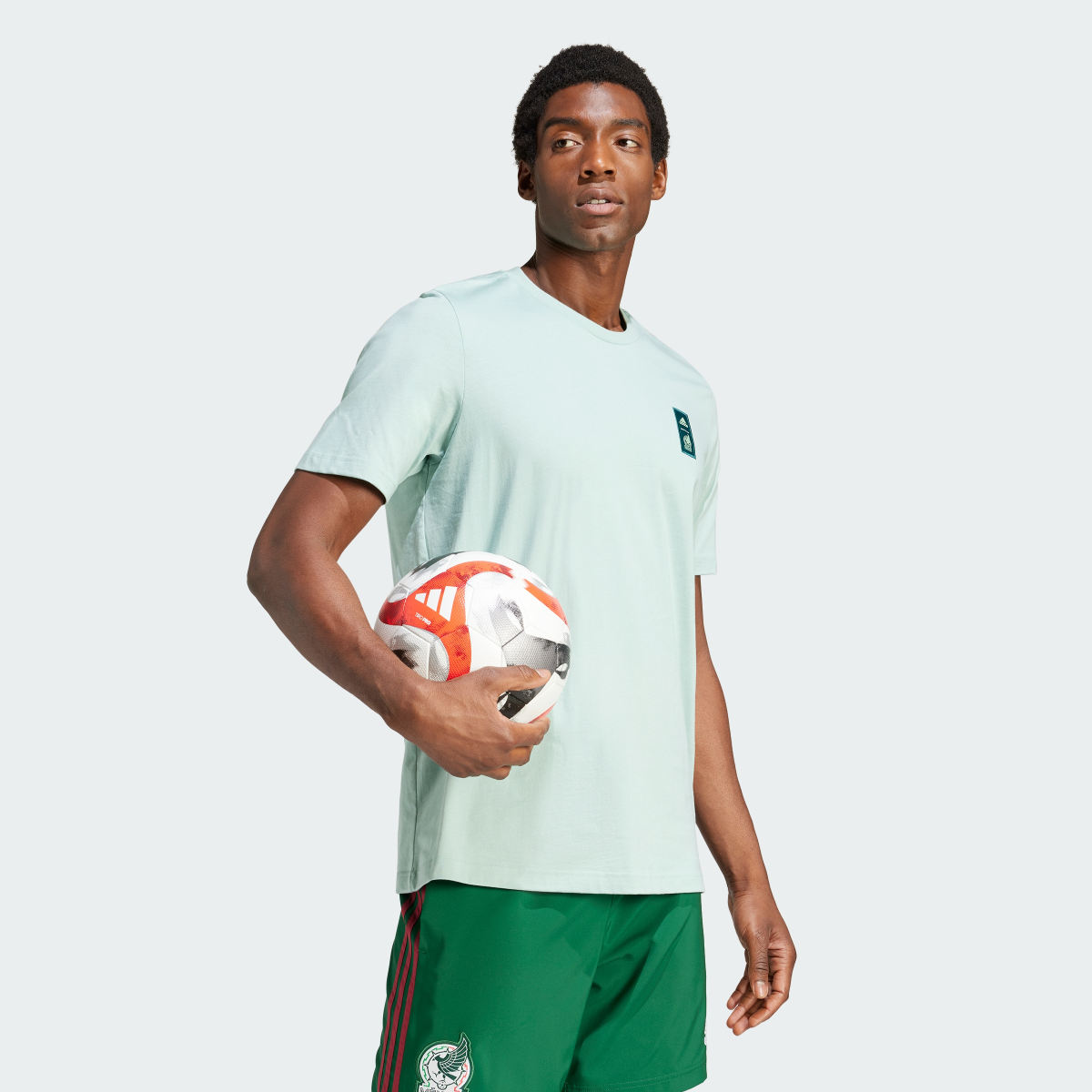 Adidas Playera ADN Selección Nacional de México Estampada. 4