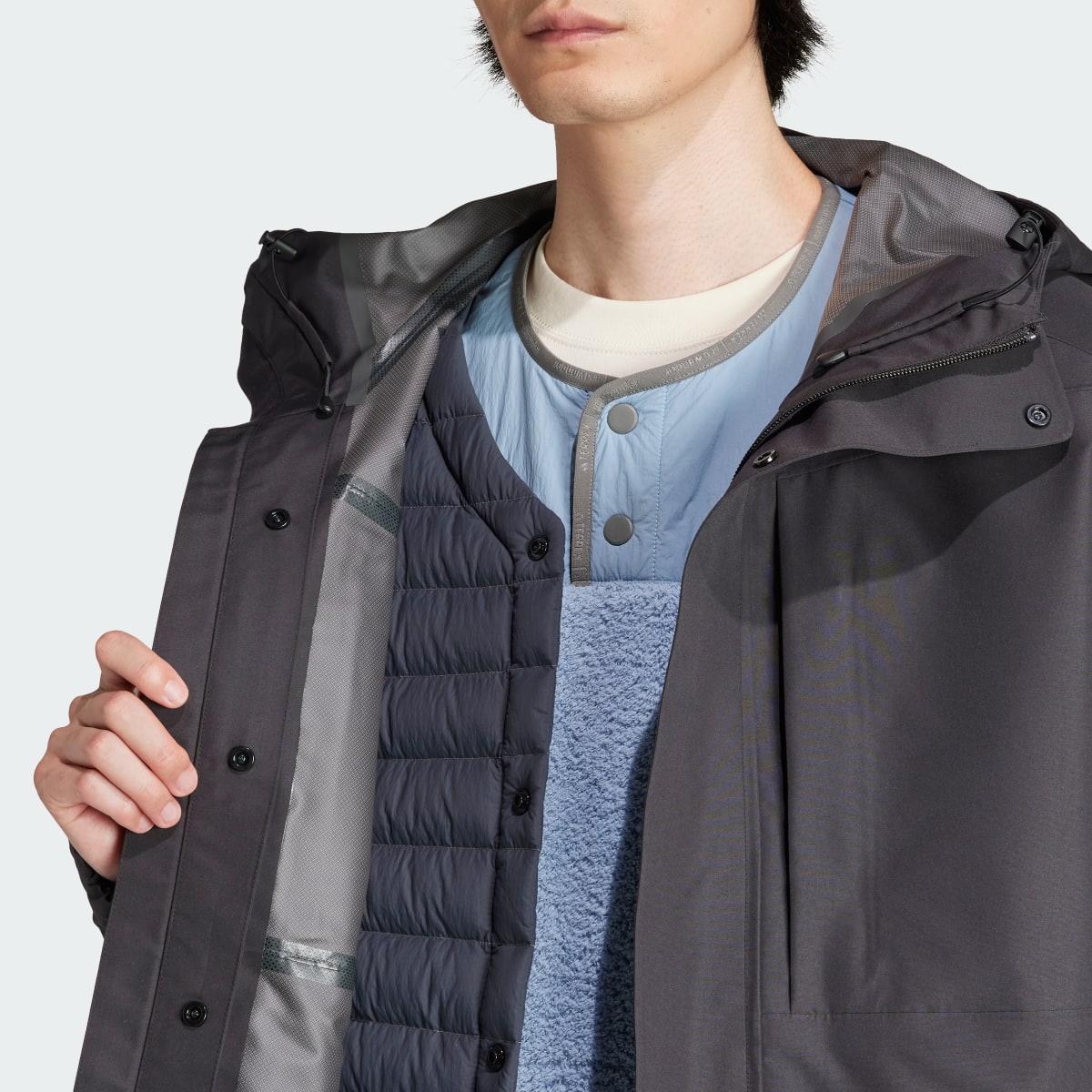 Adidas TERREX + and wander XPLORIC Jacke. 8