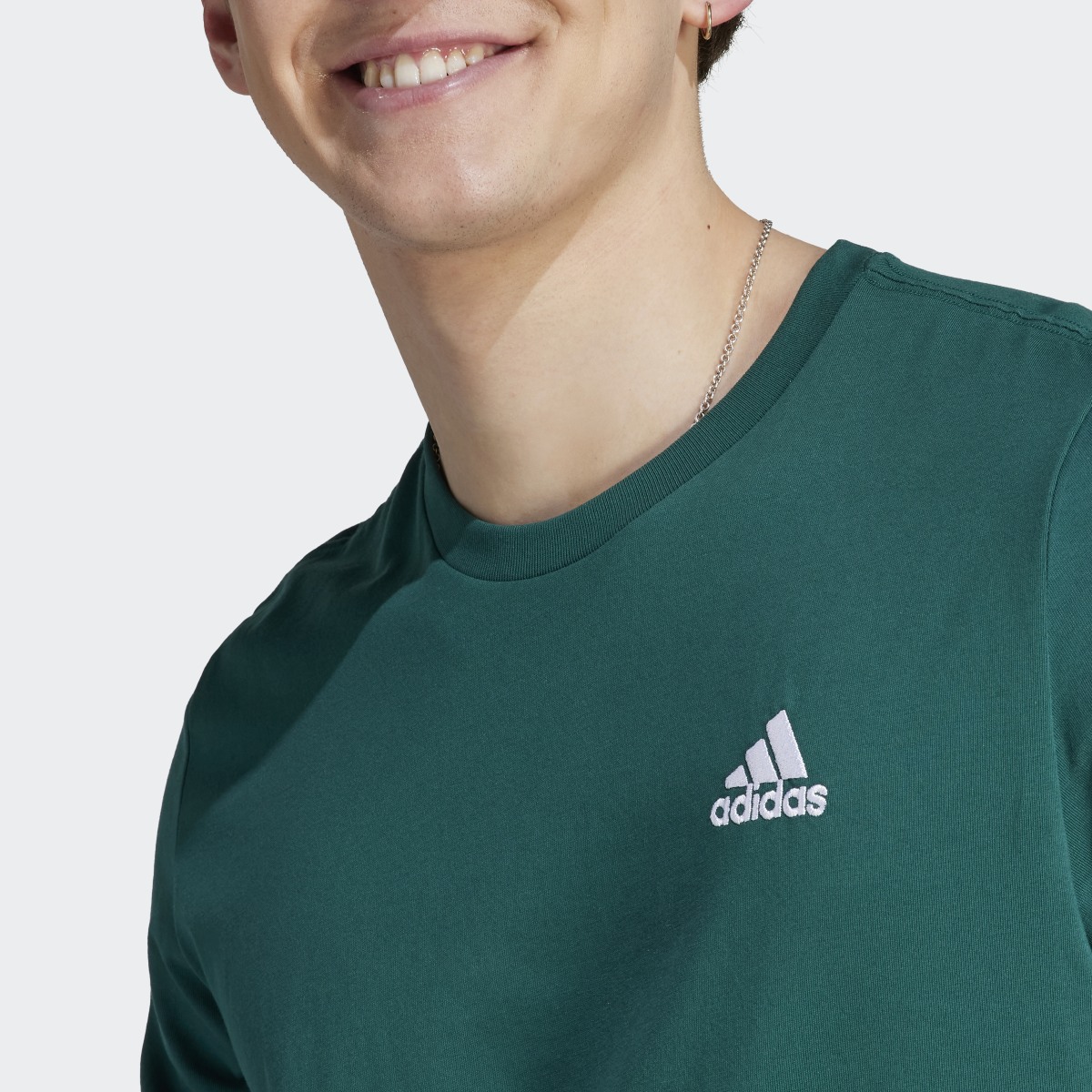 Adidas T-shirt em Jersey Simples Essentials. 6