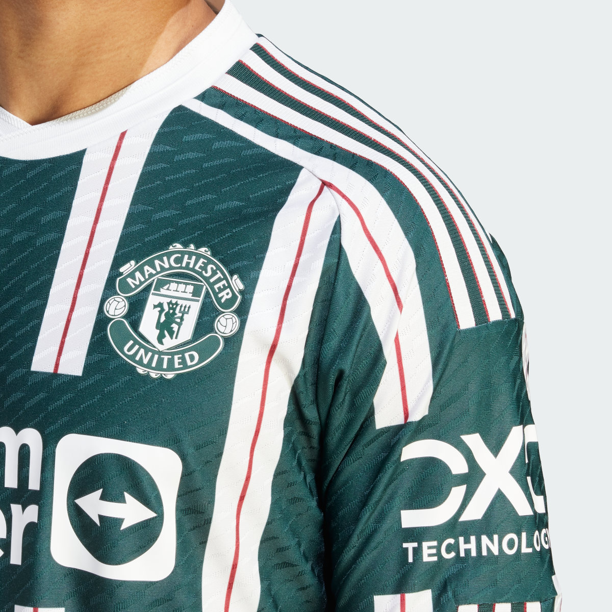 Adidas Camiseta manga larga segunda equipación Manchester United 23/24 Authentic. 6