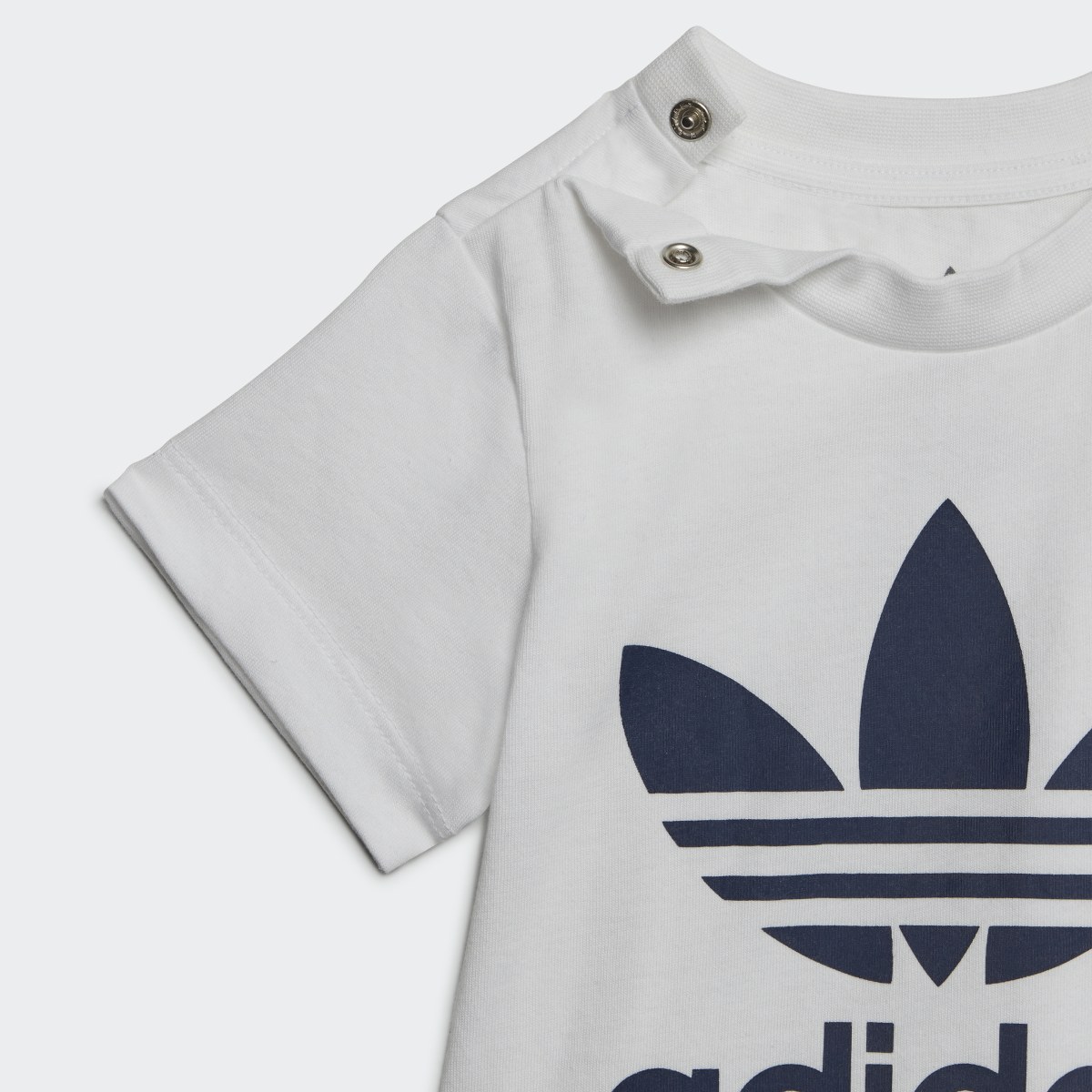 Adidas Trefoil Shorts und T-Shirt Set. 7
