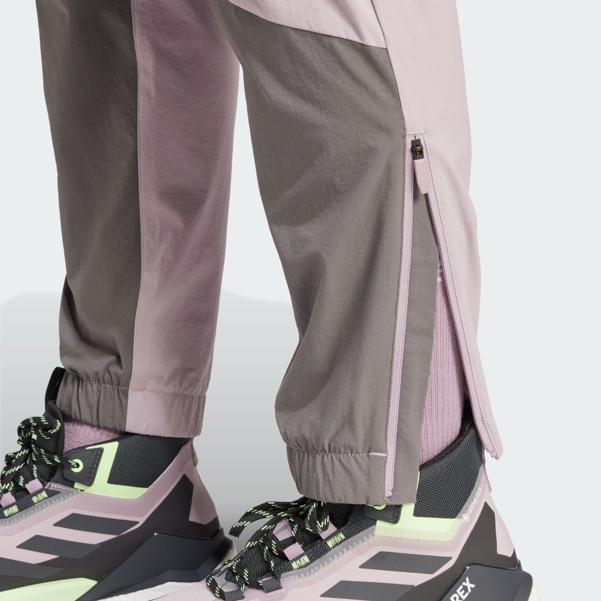 Adidas Pantalón Terrex Utilitas Hiking Zip-Off. 8