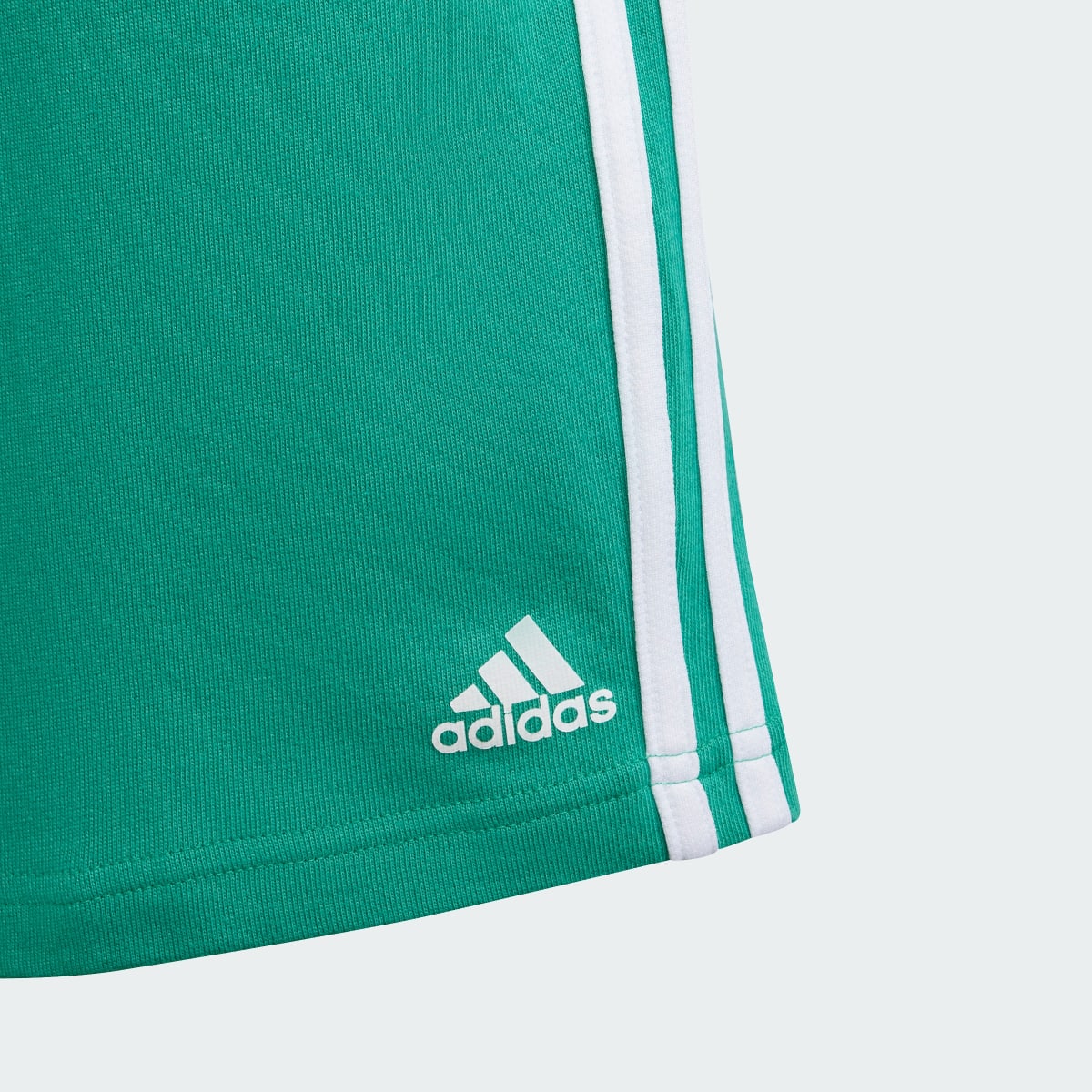 Adidas Essentials 3-Streifen Knit Shorts. 7