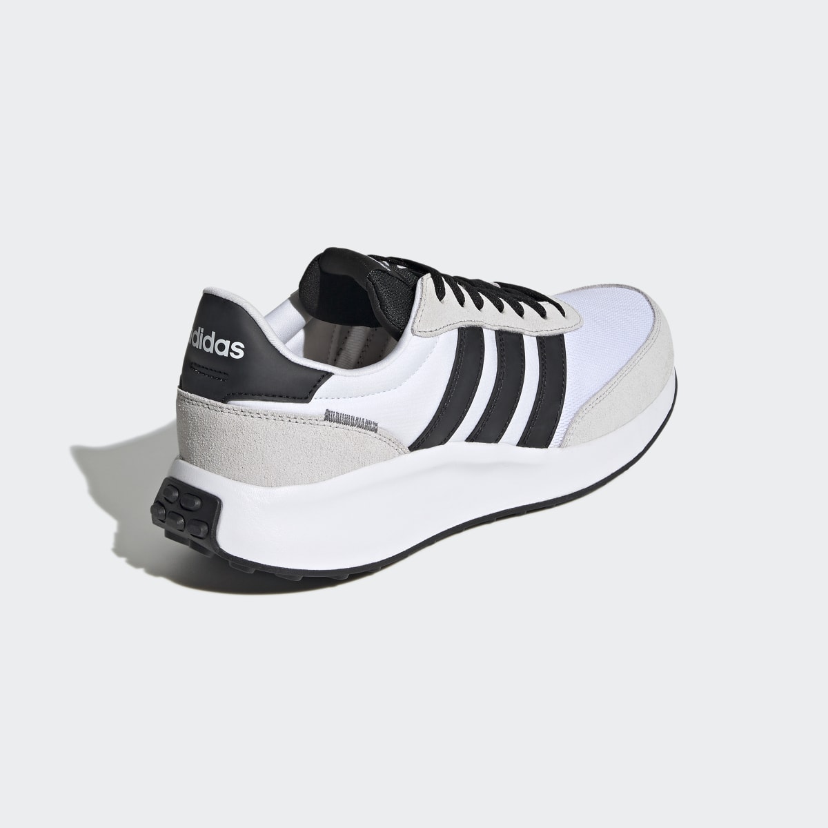 Adidas Run 70s Lifestyle Laufschuh. 6