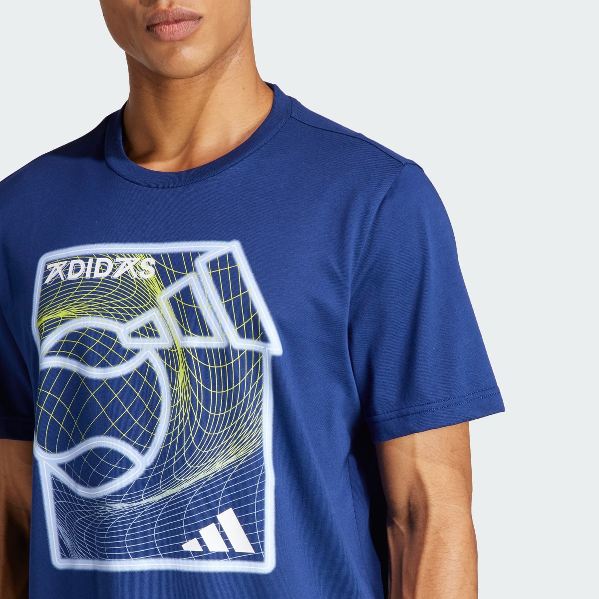 Adidas Playera de Tenis Play AEROREADY Estampada. 6