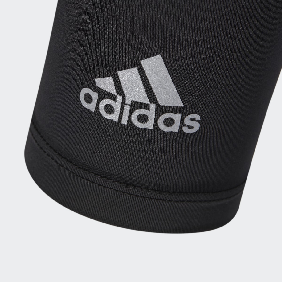 Adidas AEROREADY UV Arm Sleeve. 5