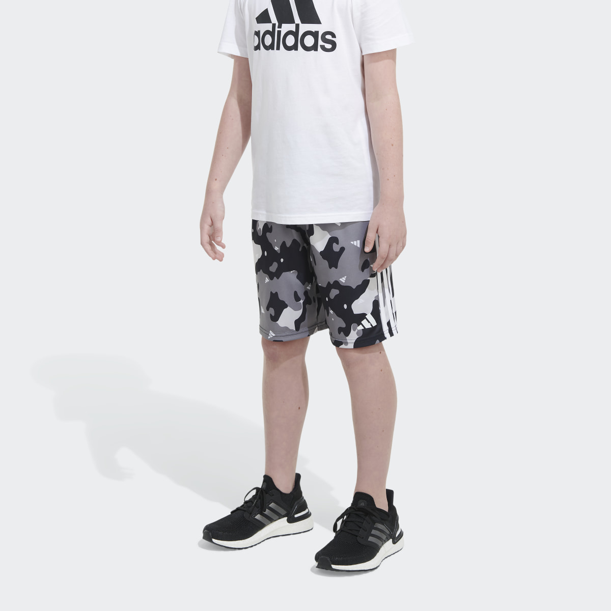 Adidas AEROREADY® Elastic Waistband Camo Shorts. 5