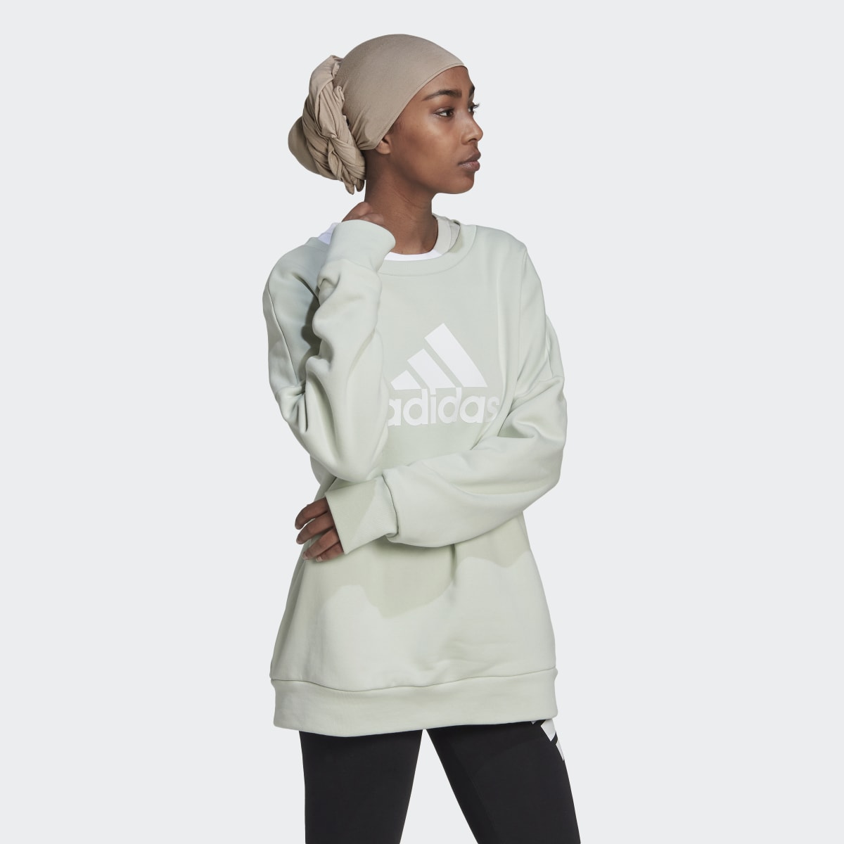 Adidas Future Icons Badge of Sport Sweatshirt. 4