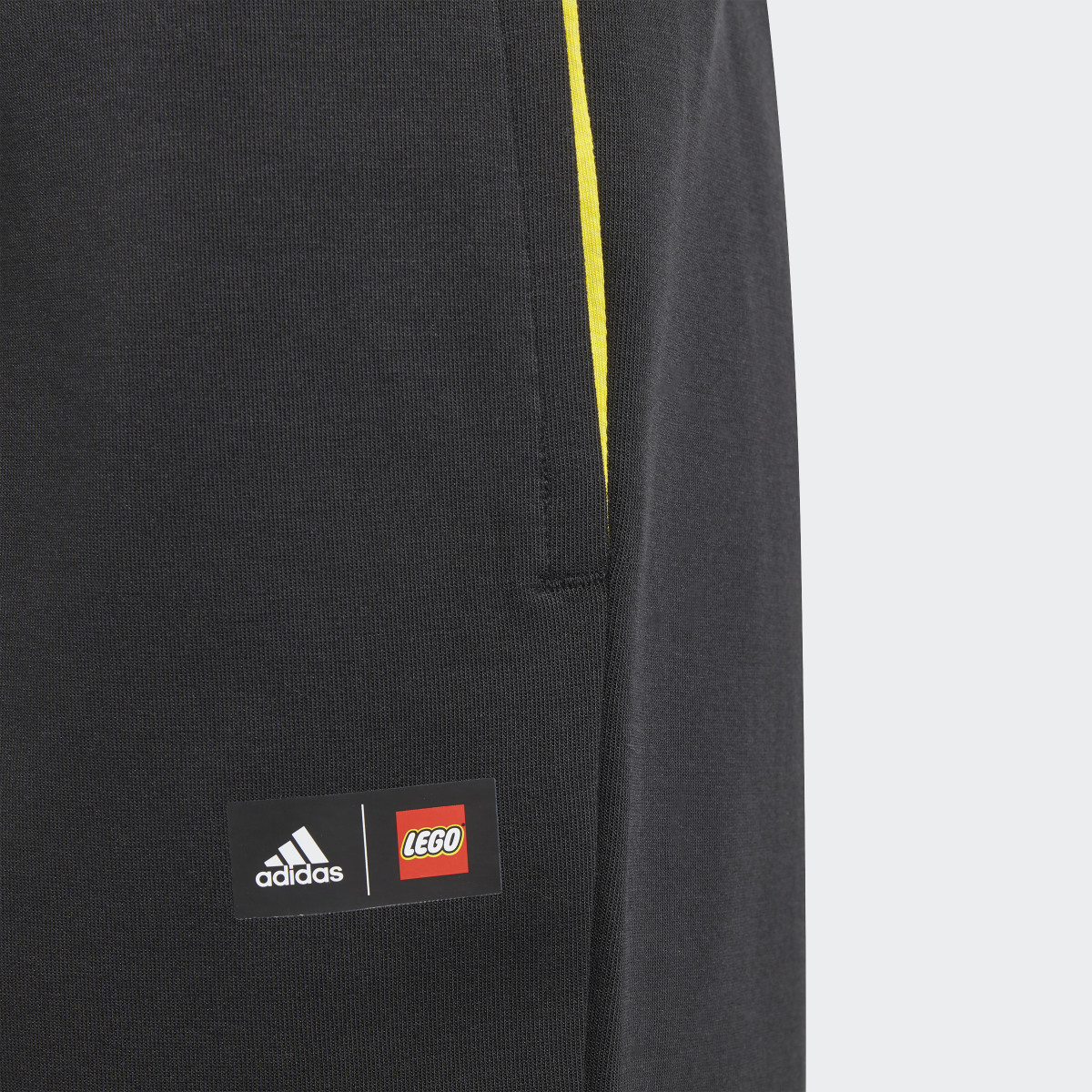 Adidas x Classic LEGO® Şort. 4