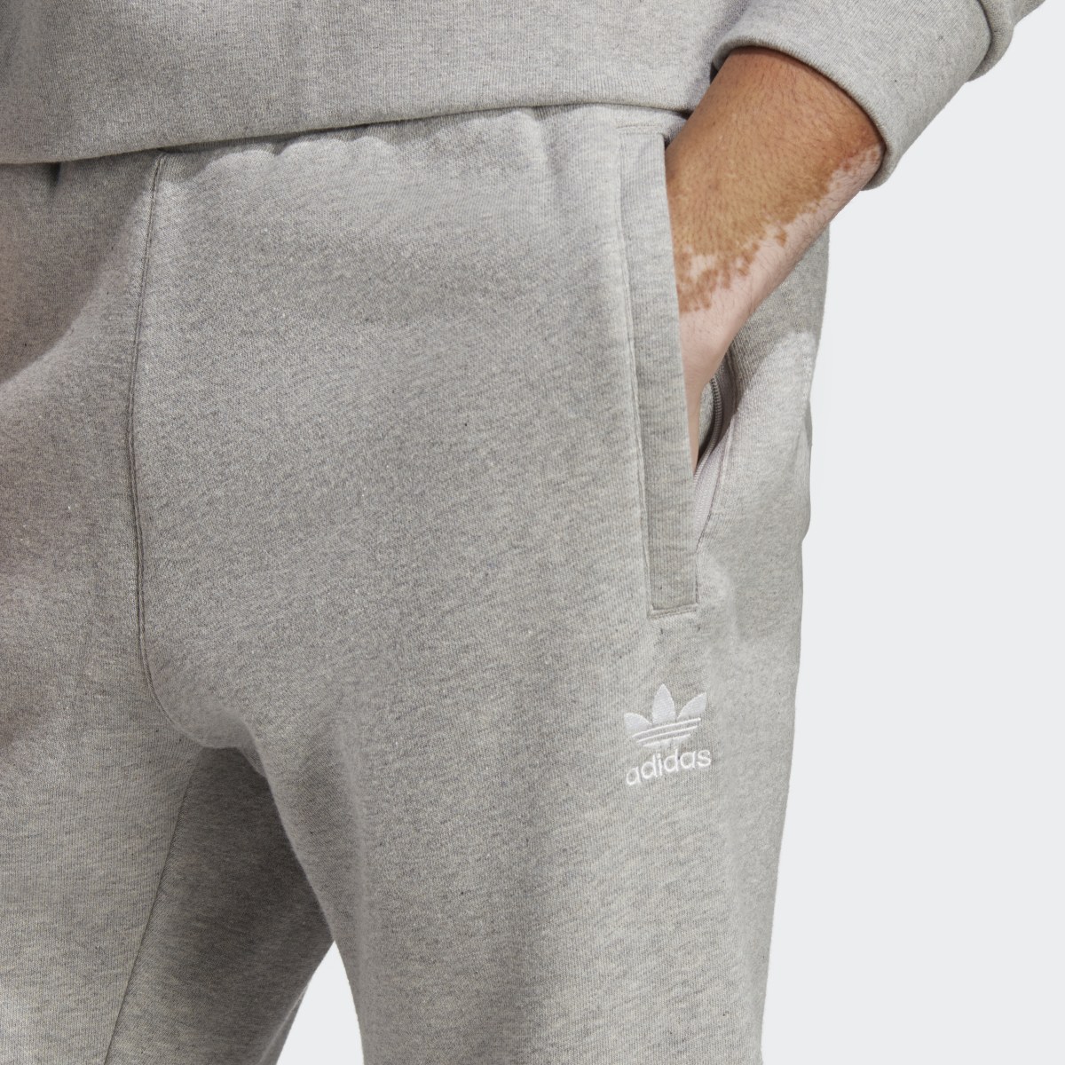 Adidas Pantalón Trefoil Essentials. 5