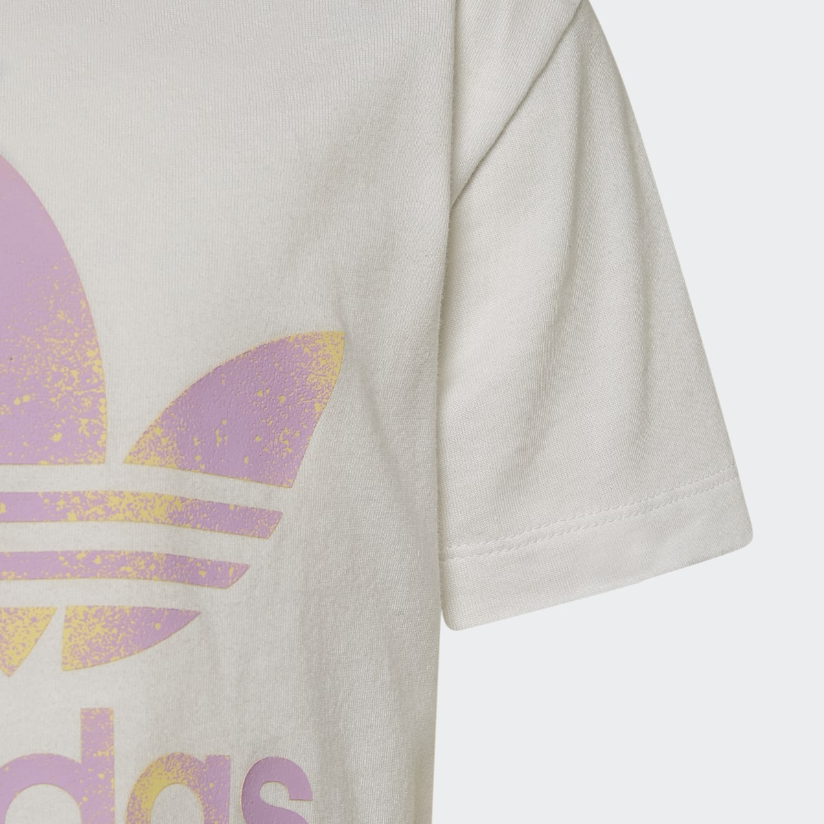 Adidas Graphic Logo Shorts and T-Shirt Set. 7