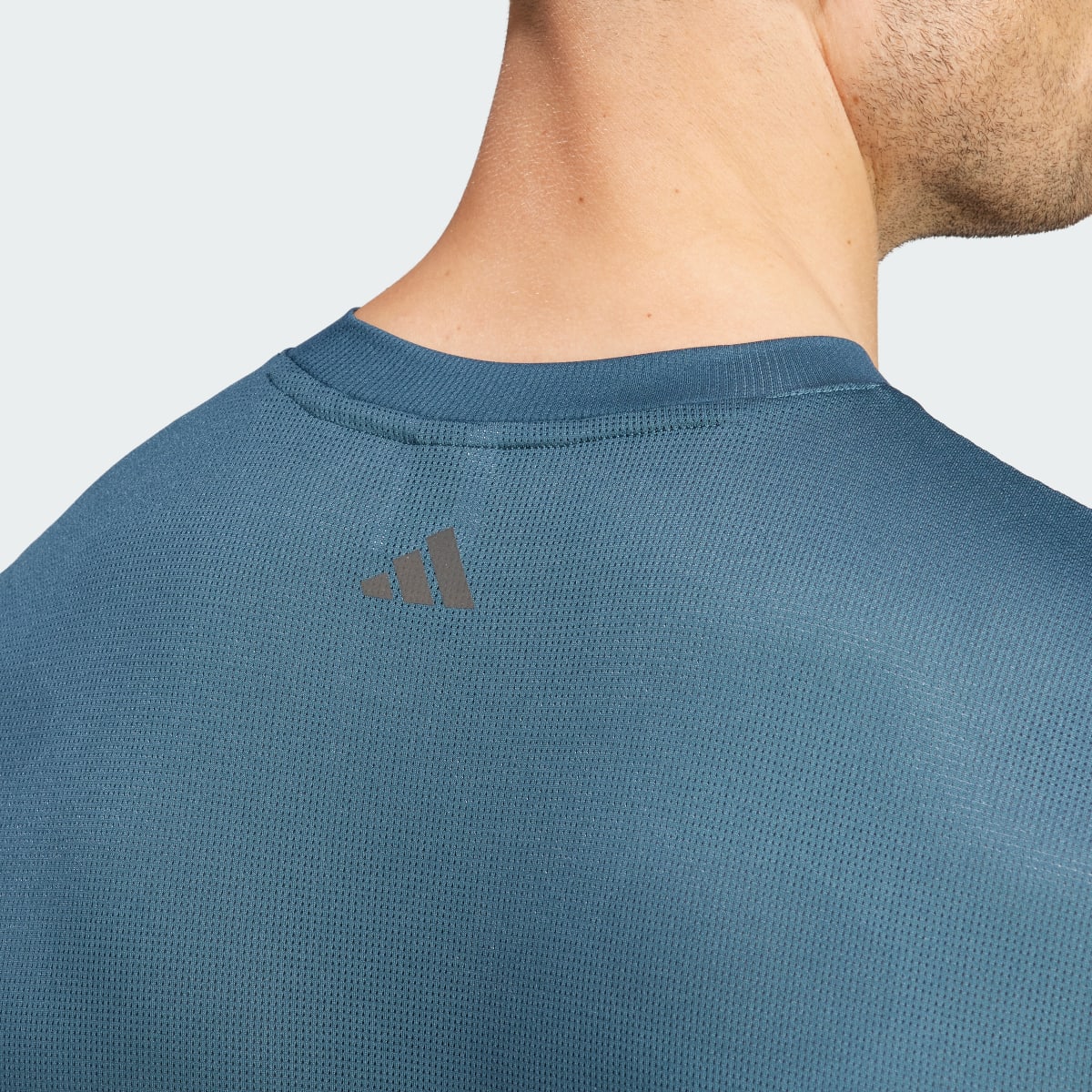 Adidas Playera Graphic HIIT Slogan Training. 8