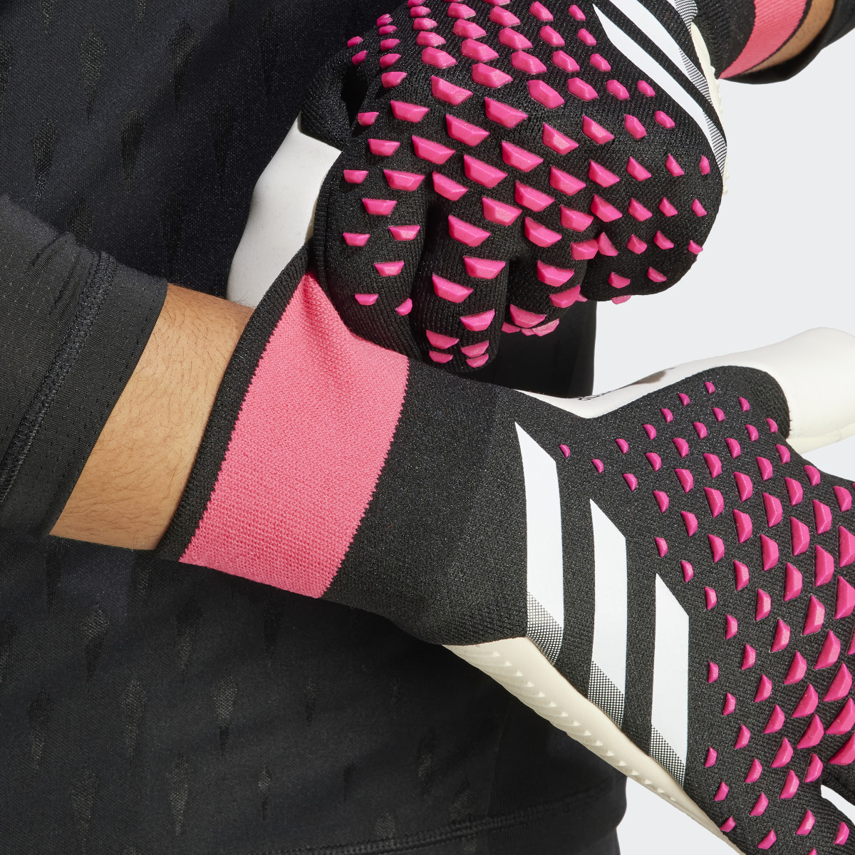 Adidas Predator Pro Promo Goalkeeper Gloves. 4