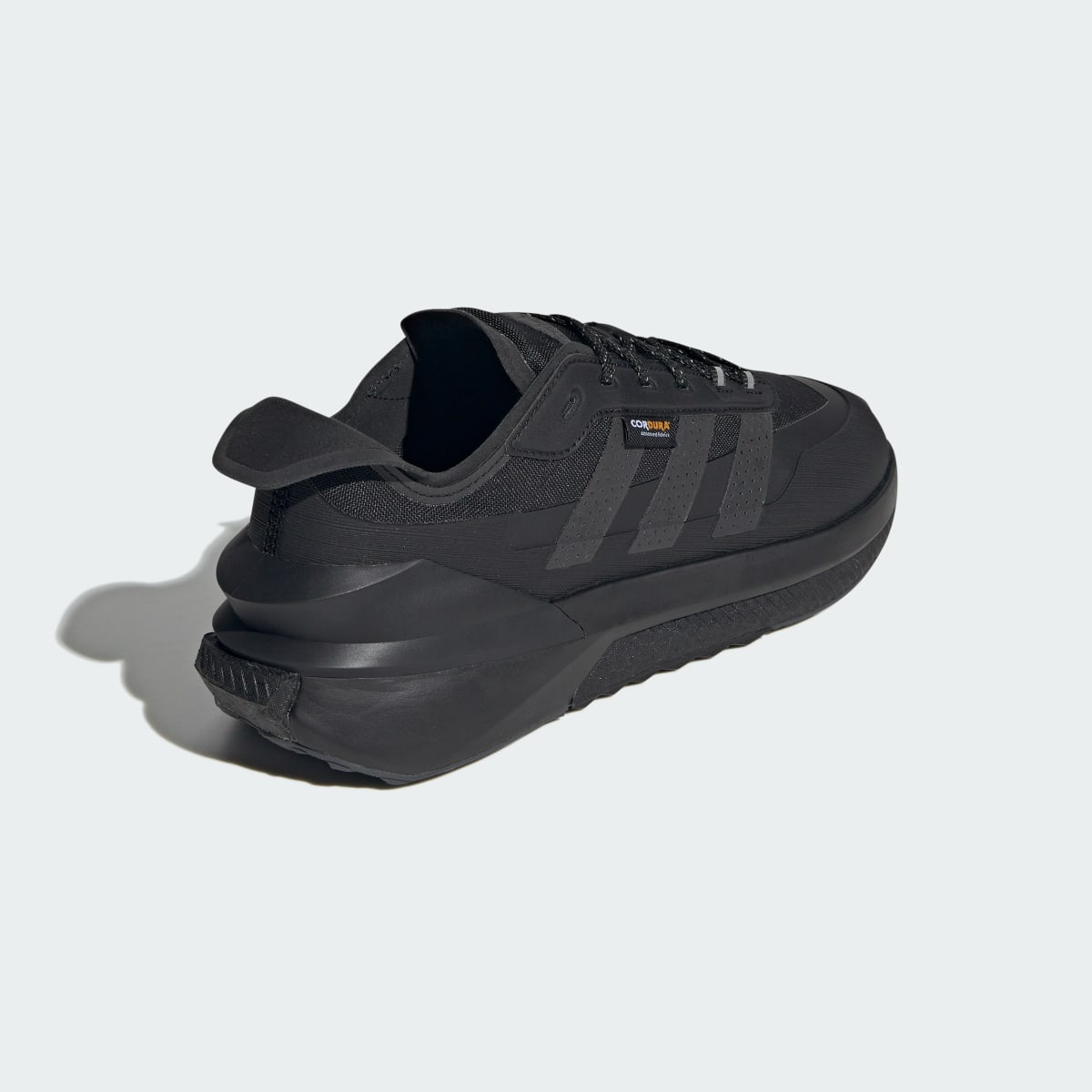 Adidas Scarpe Avryn. 12