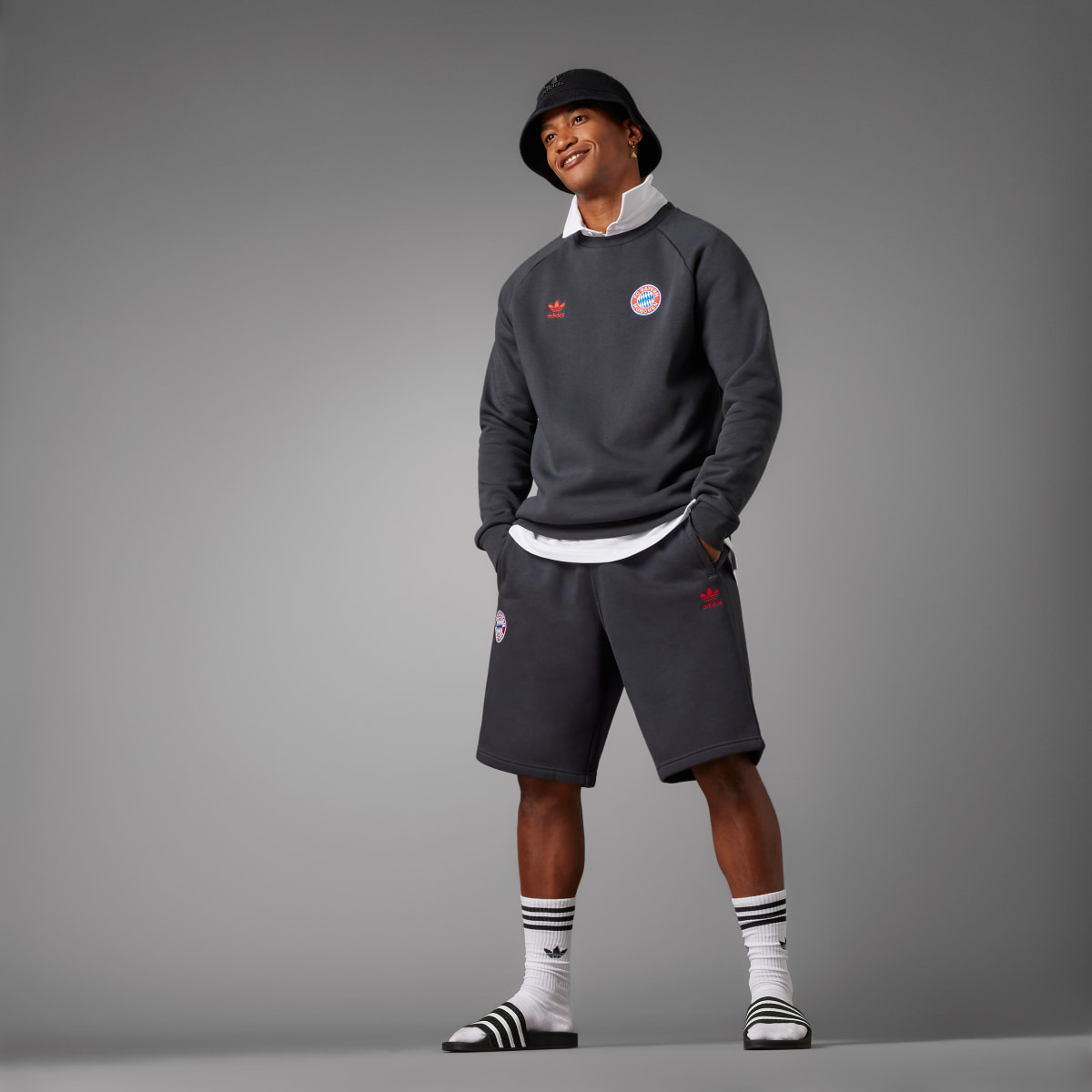 Adidas FC Bayern Essentials Trefoil Crew Sweatshirt. 4