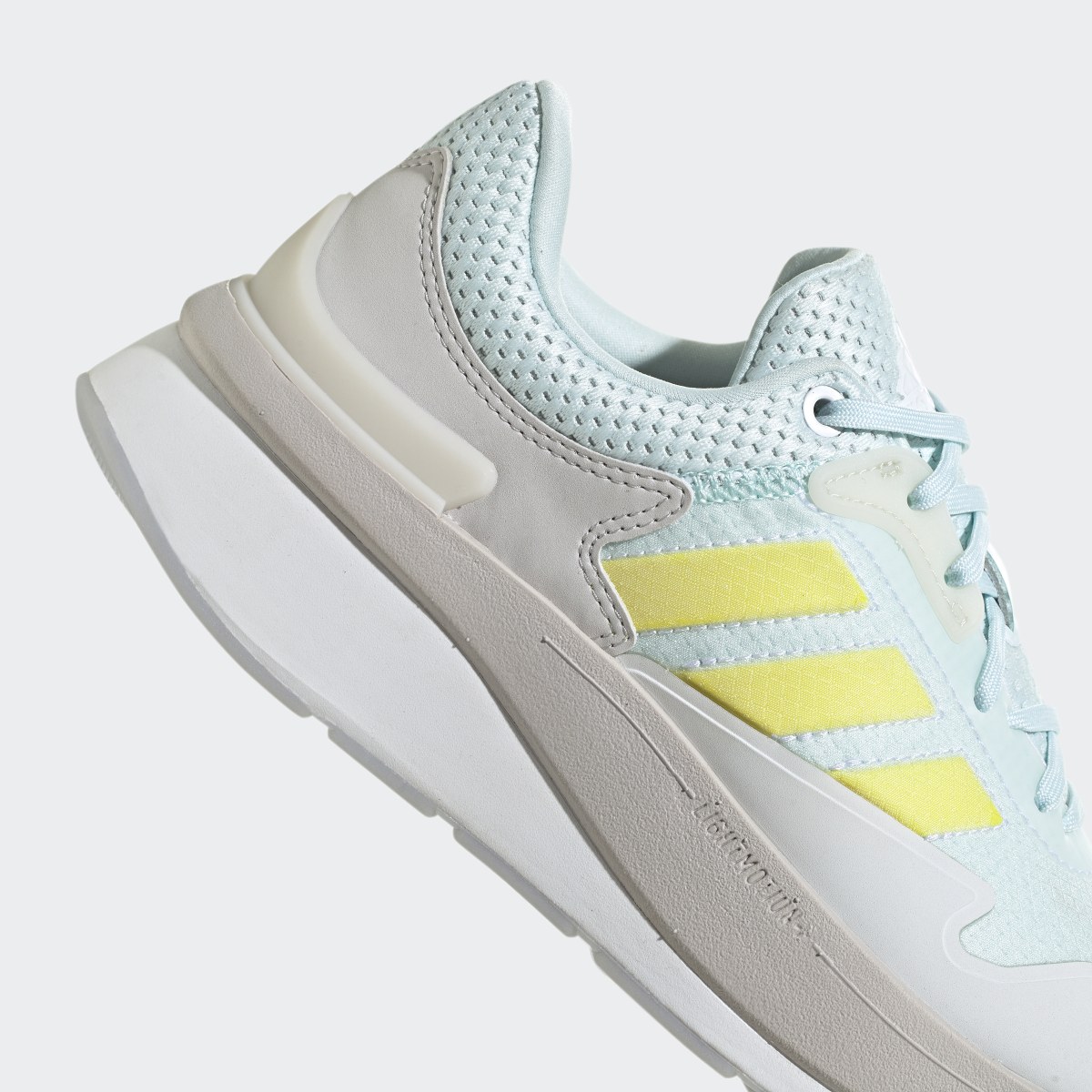 Adidas ZNCHILL LIGHTMOTION+ Schuh. 11