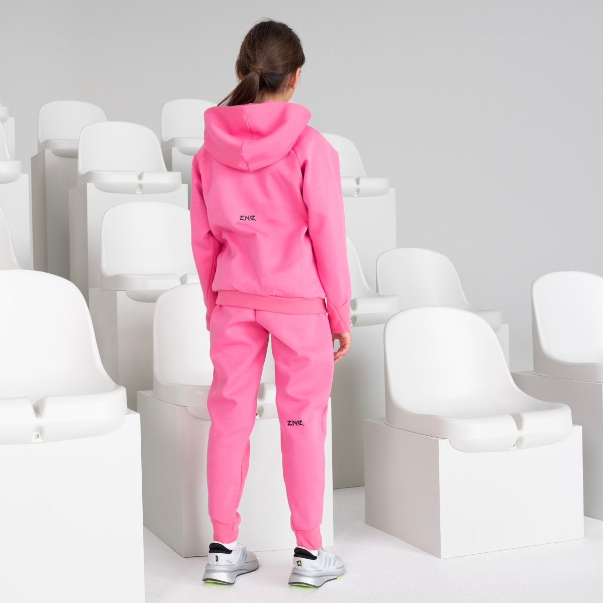 Adidas Veste à capuche entièrement zippée adidas Z.N.E Enfants. 8
