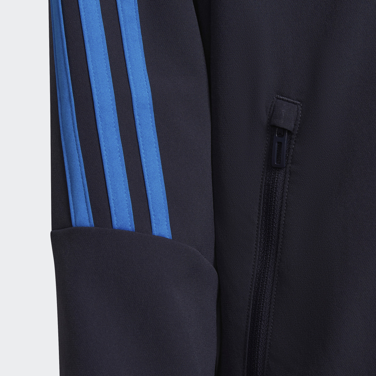 Adidas Conjunto. 8