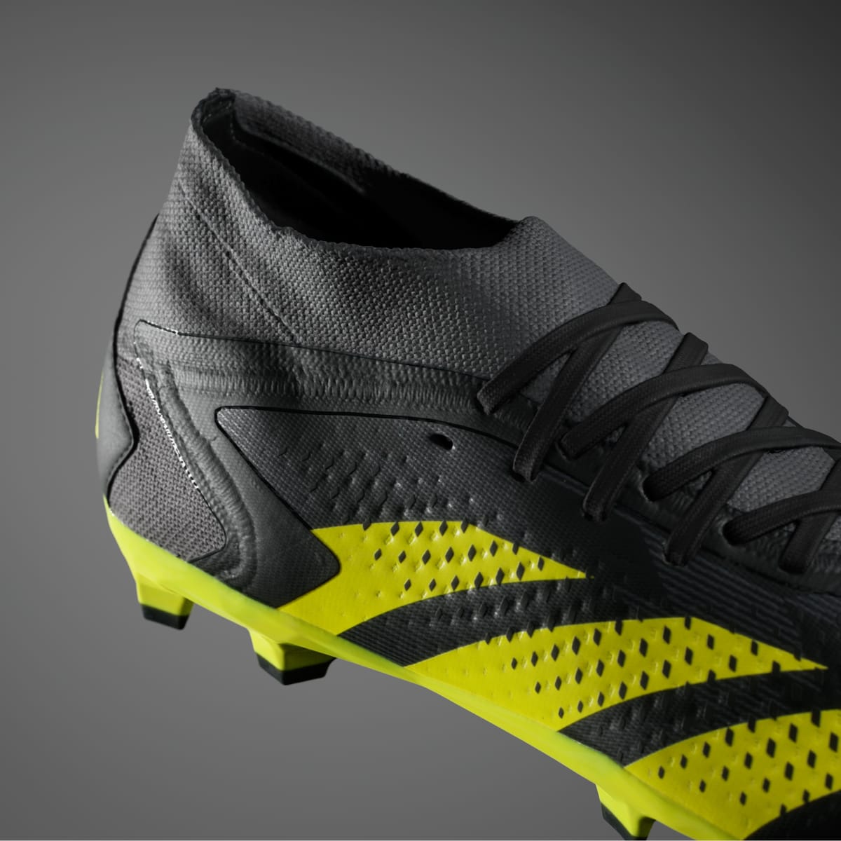 Adidas Predator Accuracy Injection.2 Çim Saha Kramponu. 10