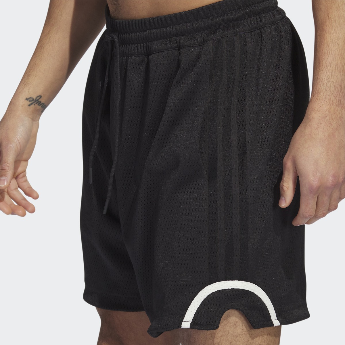 Adidas Short en mesh Basketball. 5