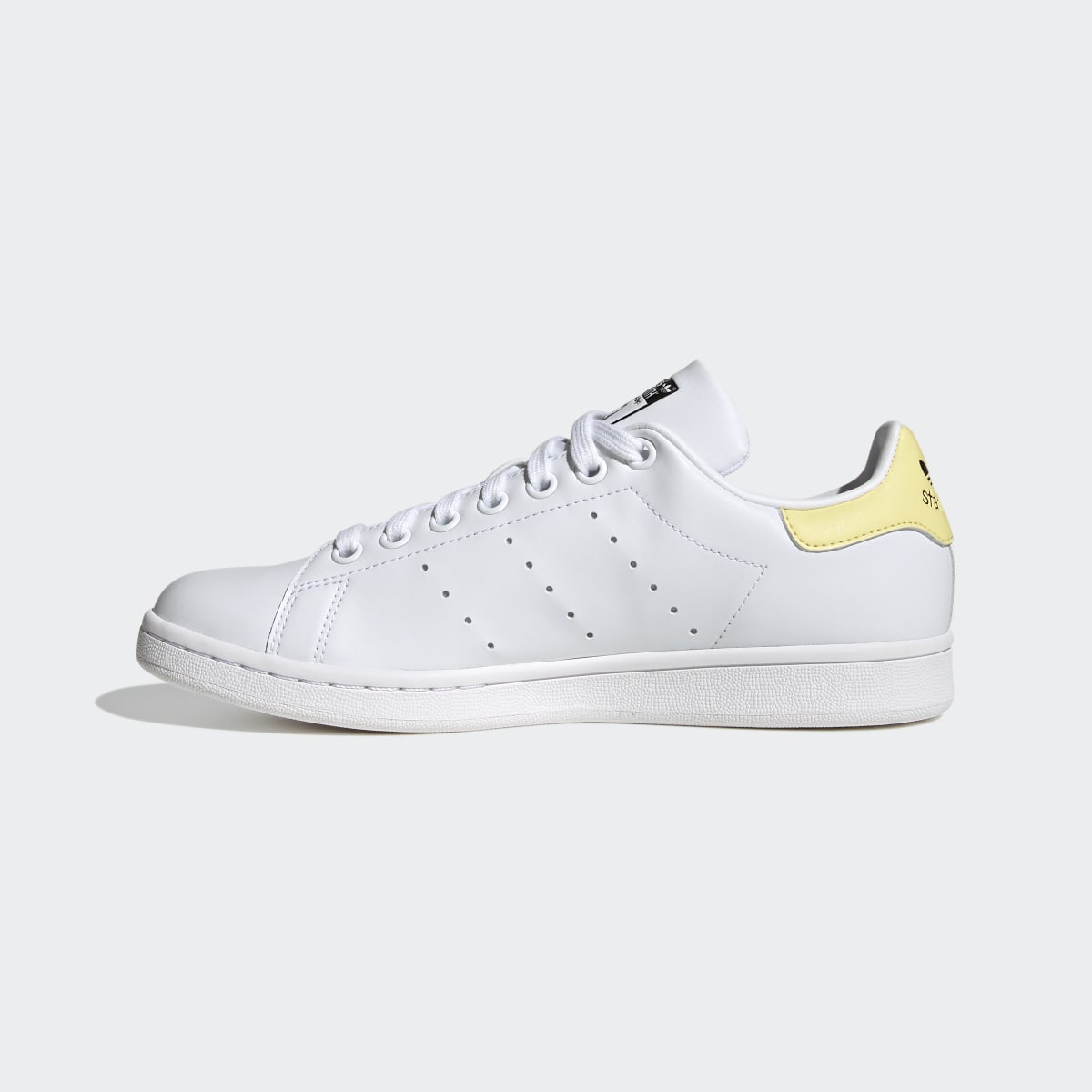 Adidas Stan Smith Shoes. 7