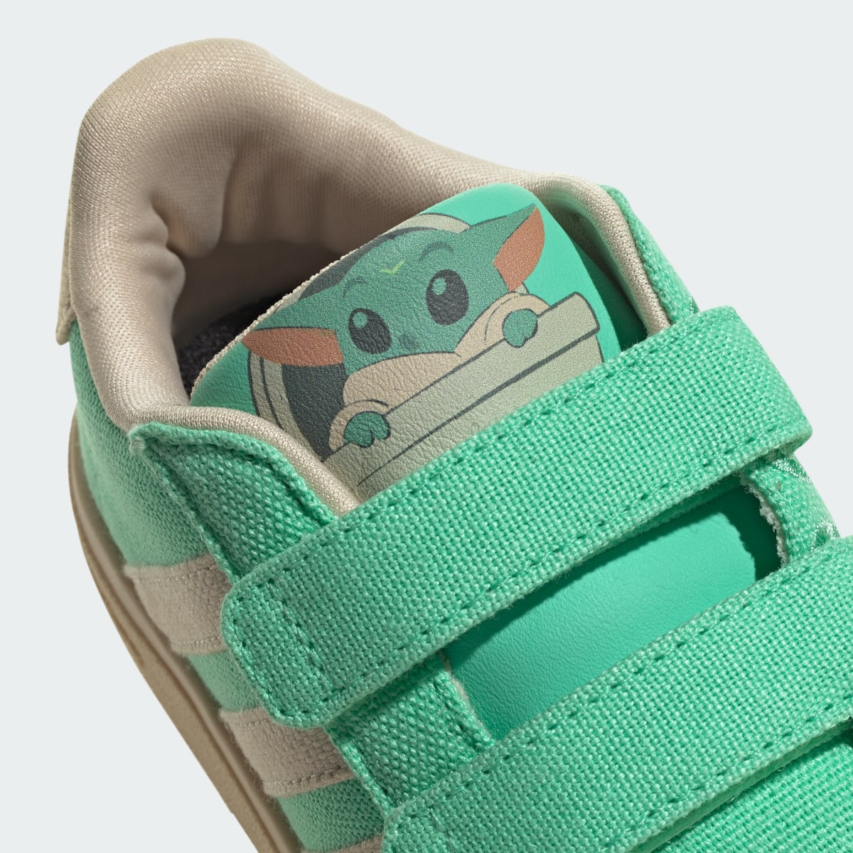 Adidas Grand Court x Disney Grogu Kids Schuh. 11