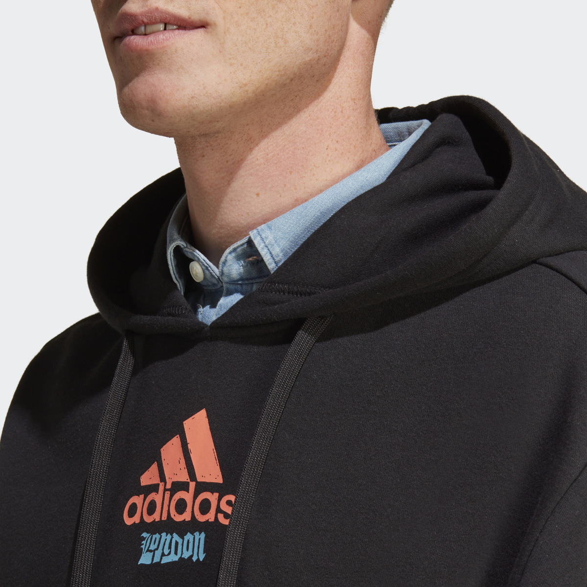 Adidas Felpa con cappuccio Graphic. 5