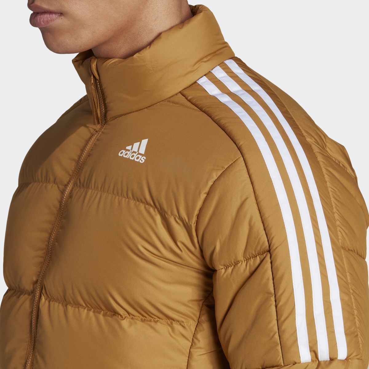 Adidas Essentials Midweight Daunenjacke. 8