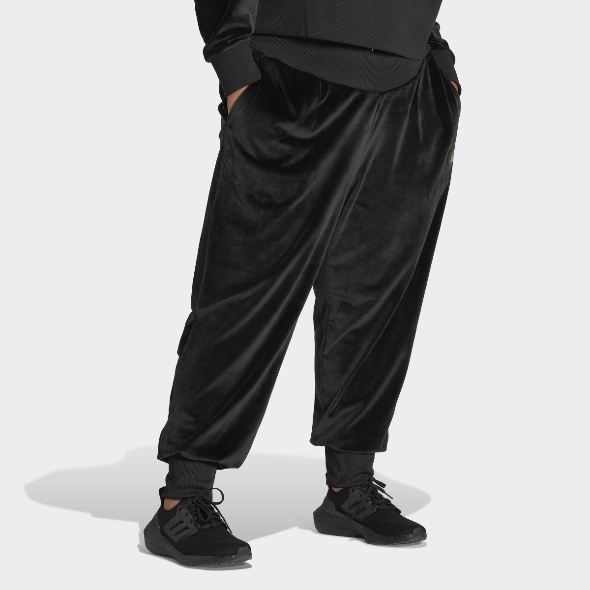 Adidas Holidayz Cozy Velour Joggers (Plus Size). 4