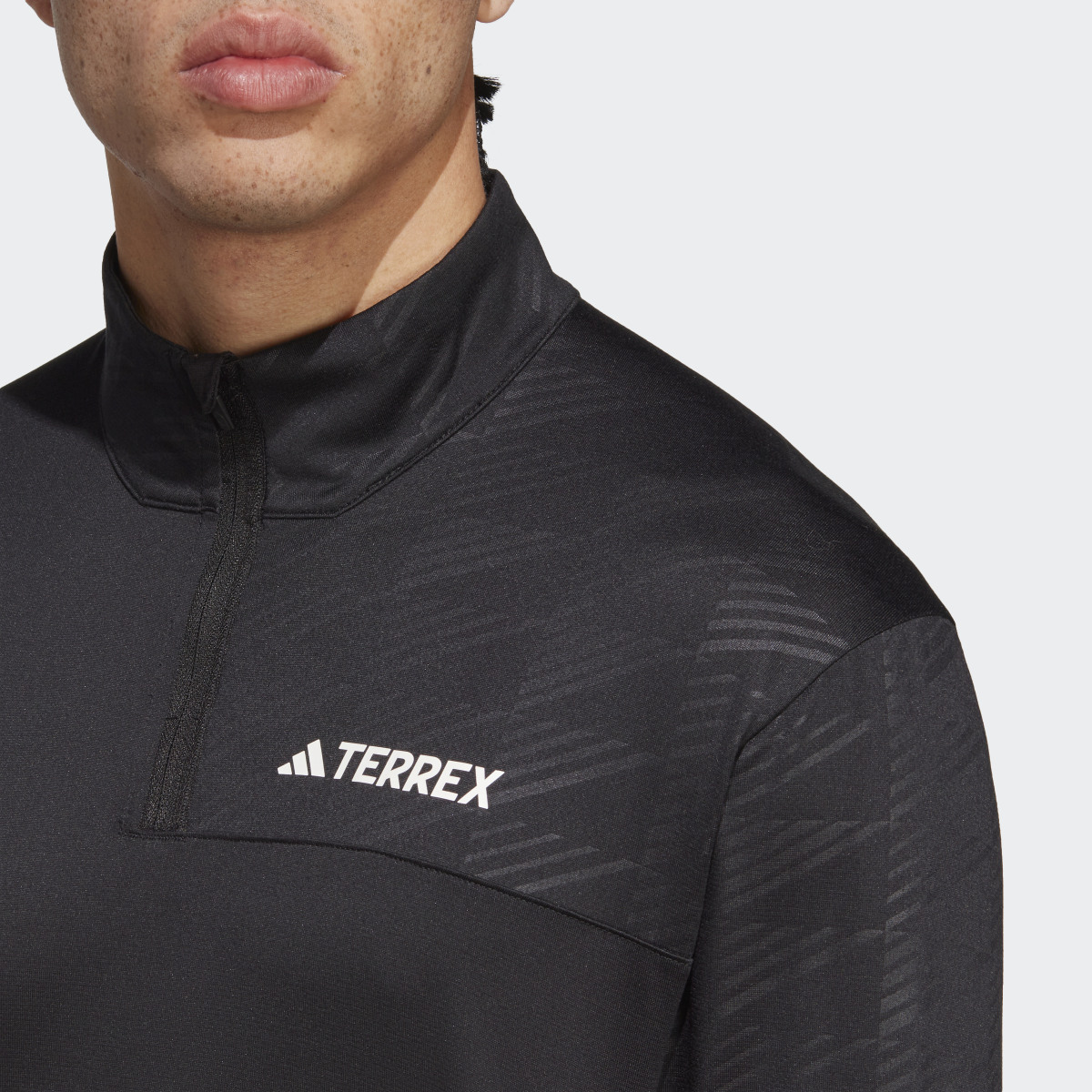 Adidas T-shirt manches longues à demi-zip Terrex Multi. 8