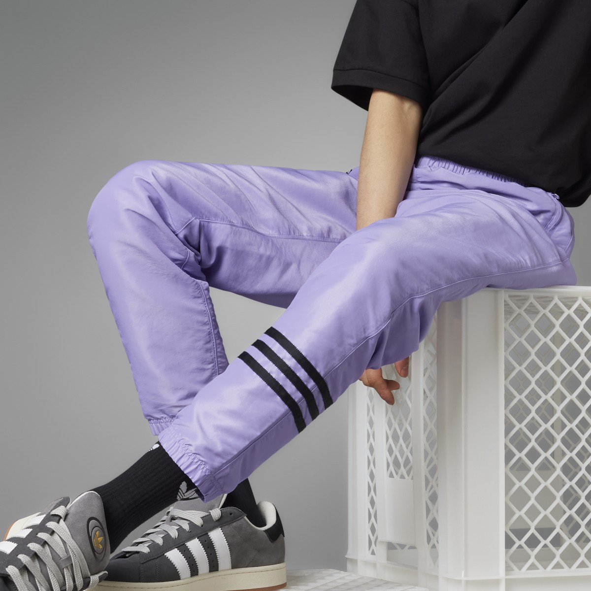 Adidas Pantalon de survêtement Adicolor Neuclassics. 9