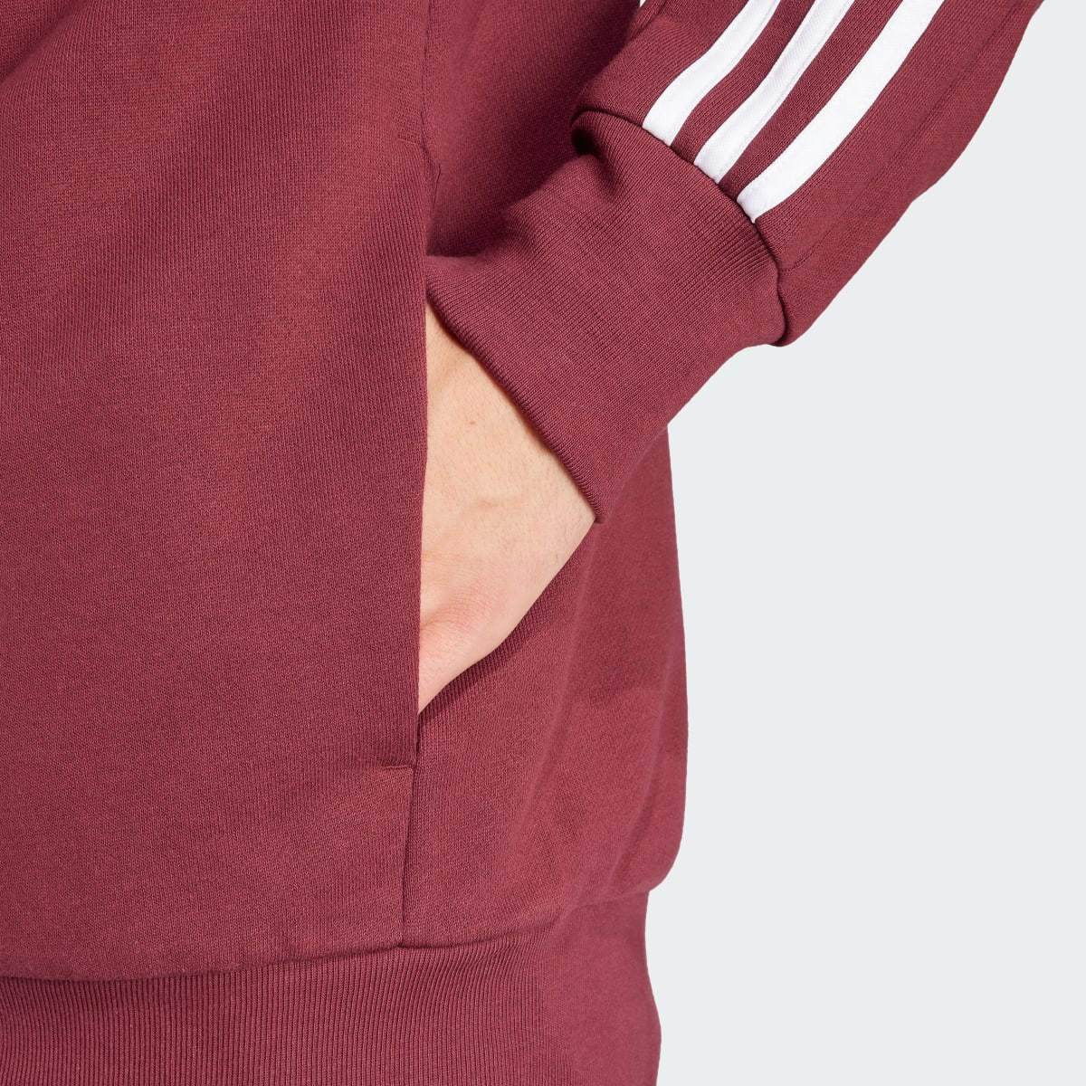 Adidas Chaqueta con capucha Essentials French Terry 3 bandas. 7