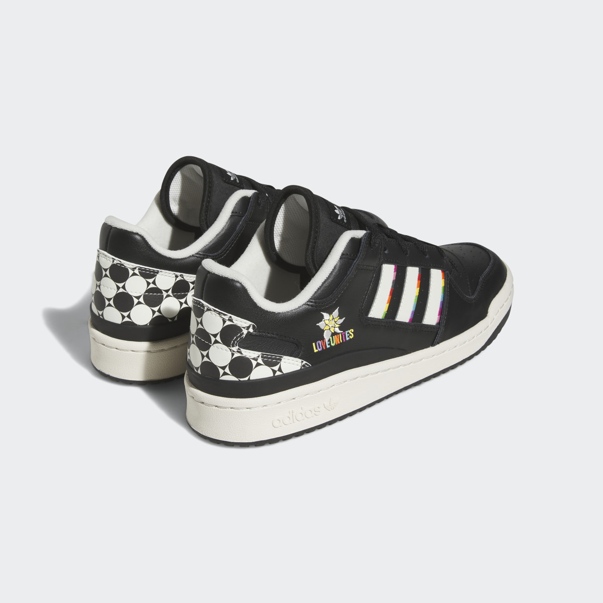 Adidas Tenis Forum Low PRIDE RM. 6 Adidas Tenis Forum Low PRIDE RM. 6