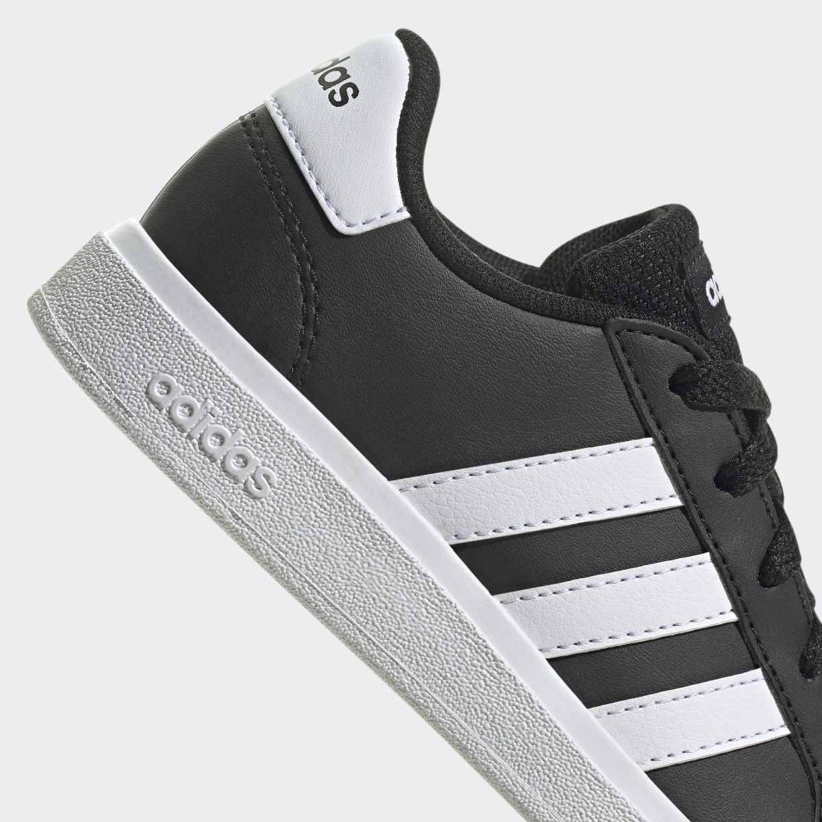 Adidas Zapatilla Grand Court Lifestyle Tennis Lace-Up. 10