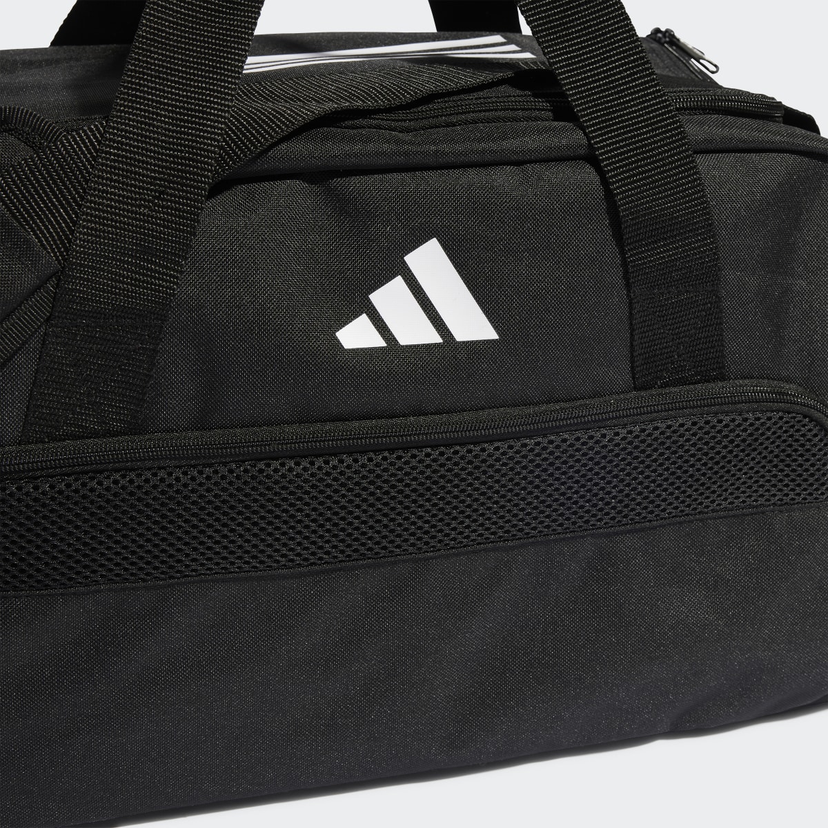 Adidas Bolsa de deporte pequeña Tiro League. 6