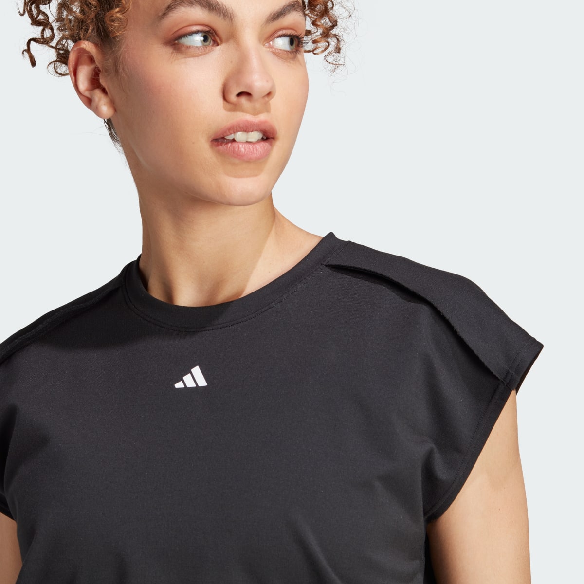 Adidas Camisola Curta sem Mangas AEROREADY Power. 6