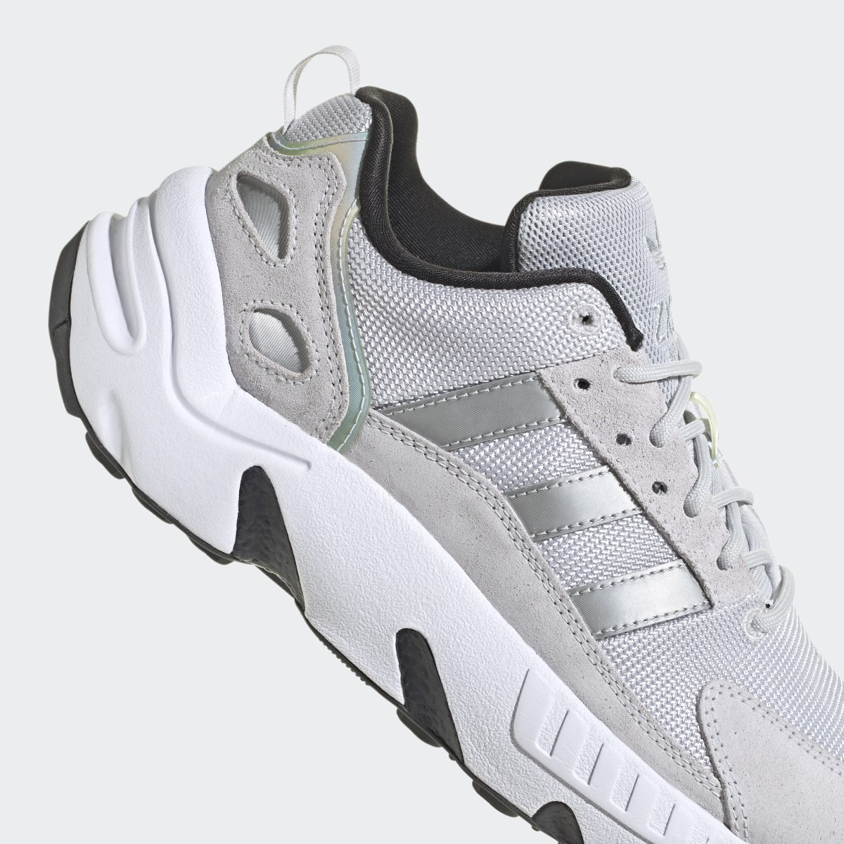 Adidas Tenis ZX 22 BOOST. 10