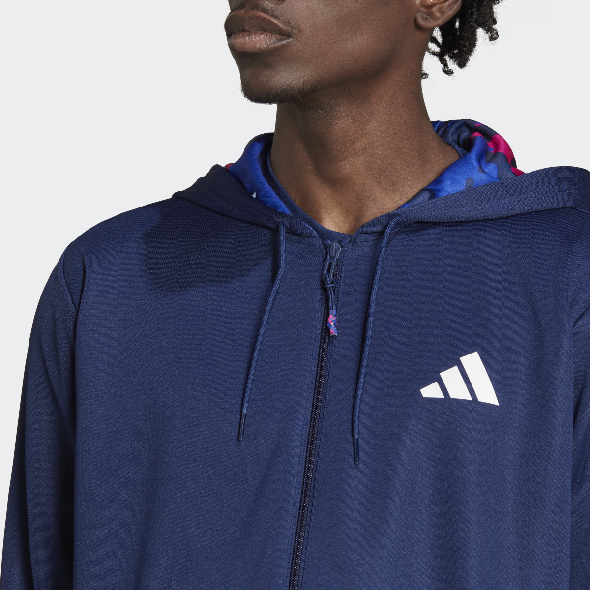 Adidas Veste entièrement zippée Train Essentials Seasonal Training. 6