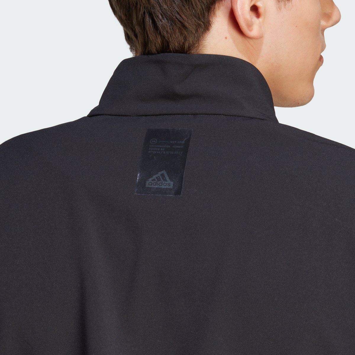 Adidas Chaqueta City Escape. 9