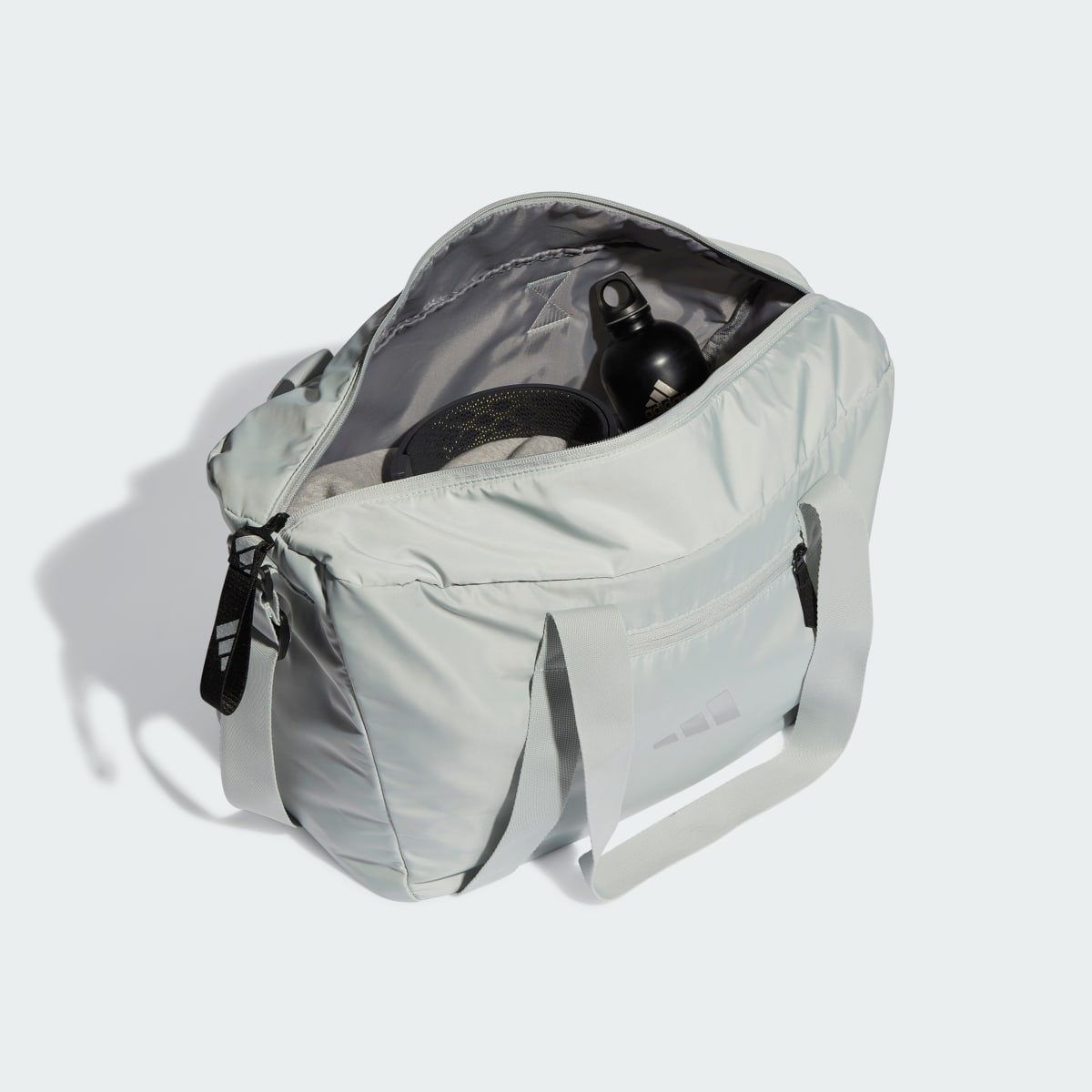 Adidas Sport Bag. 5