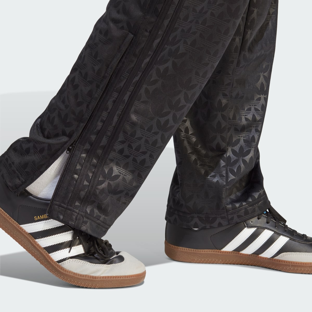 Adidas Pantalon de survêtement motif monogramme Firebird. 6