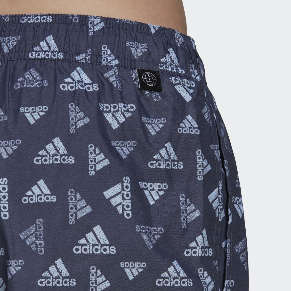 Adidas Logo Print CLX Very Short Length Badeshorts. 6