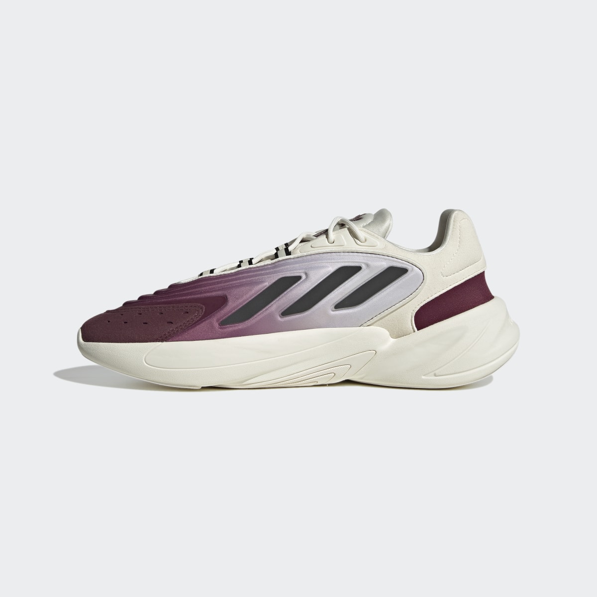 Adidas OZELIA. 9