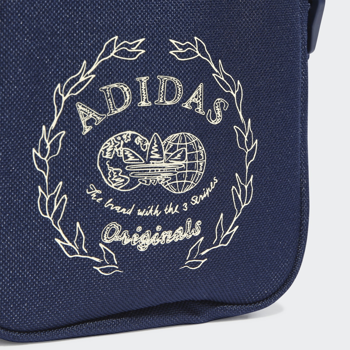 Adidas Bolsa de Festival Hack the Archive. 6