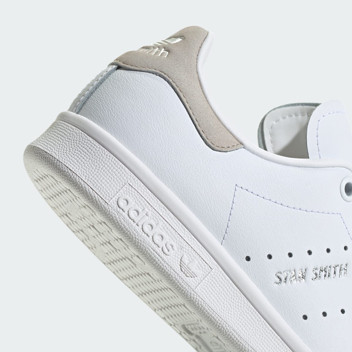 Adidas Scarpe Stan Smith. 10