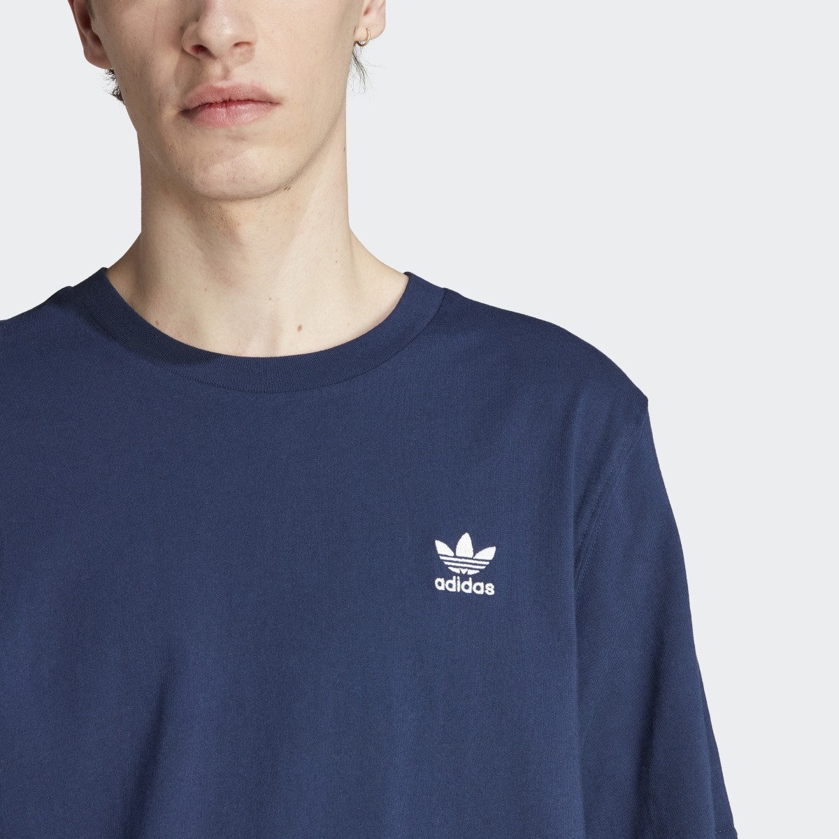 Adidas Camiseta Trefoil Essentials. 6