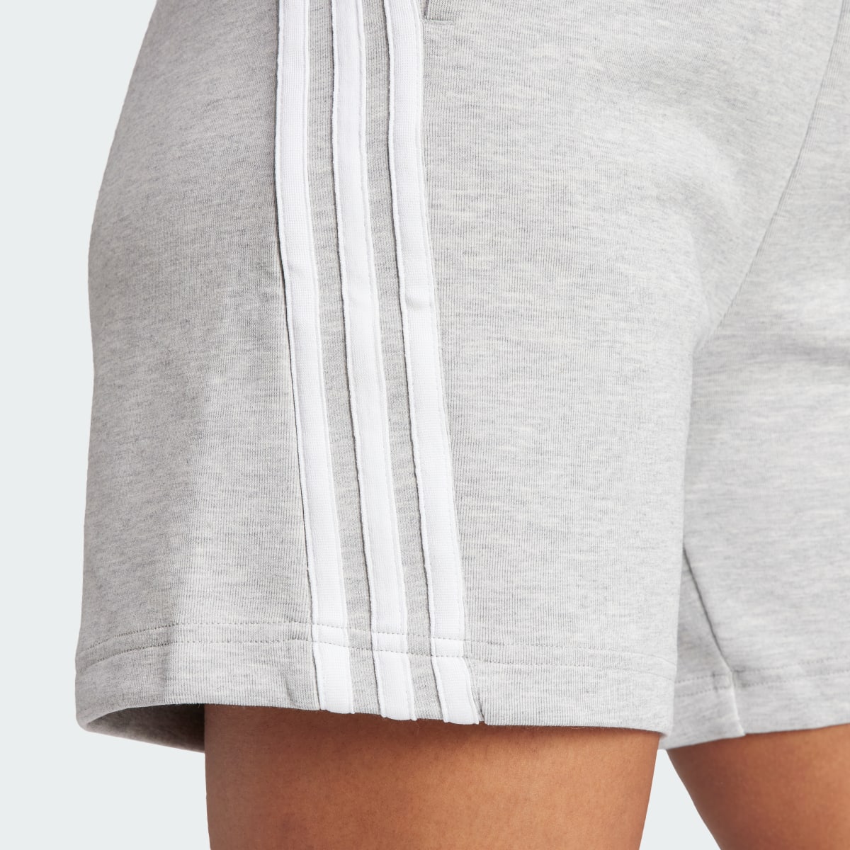 Adidas Shorts Future Icons 3 Franjas. 6