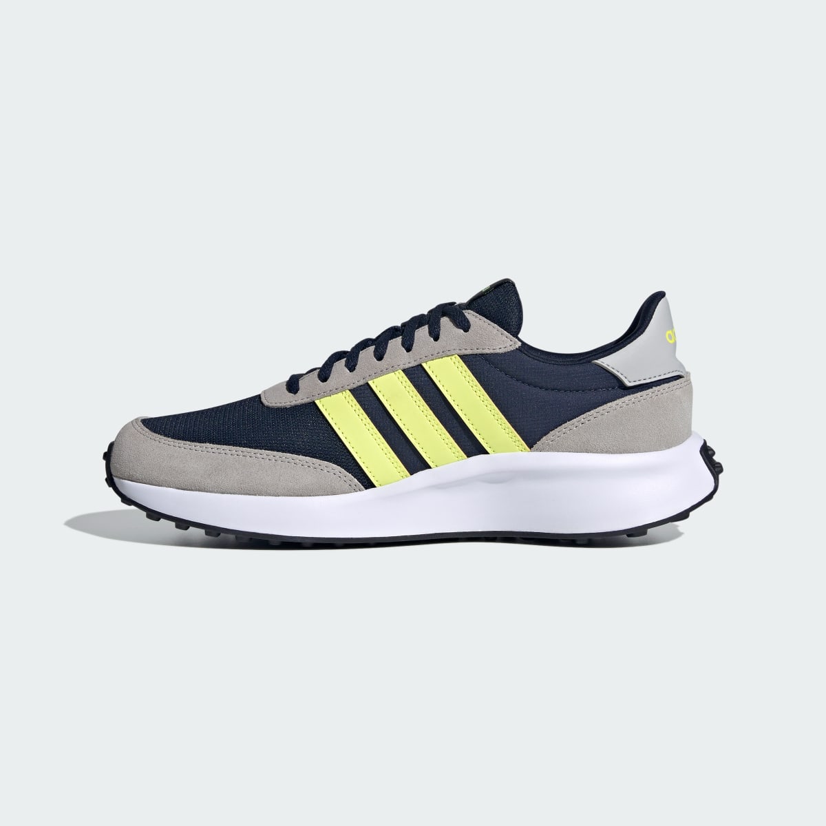 Adidas Tenis Run 70s. 7