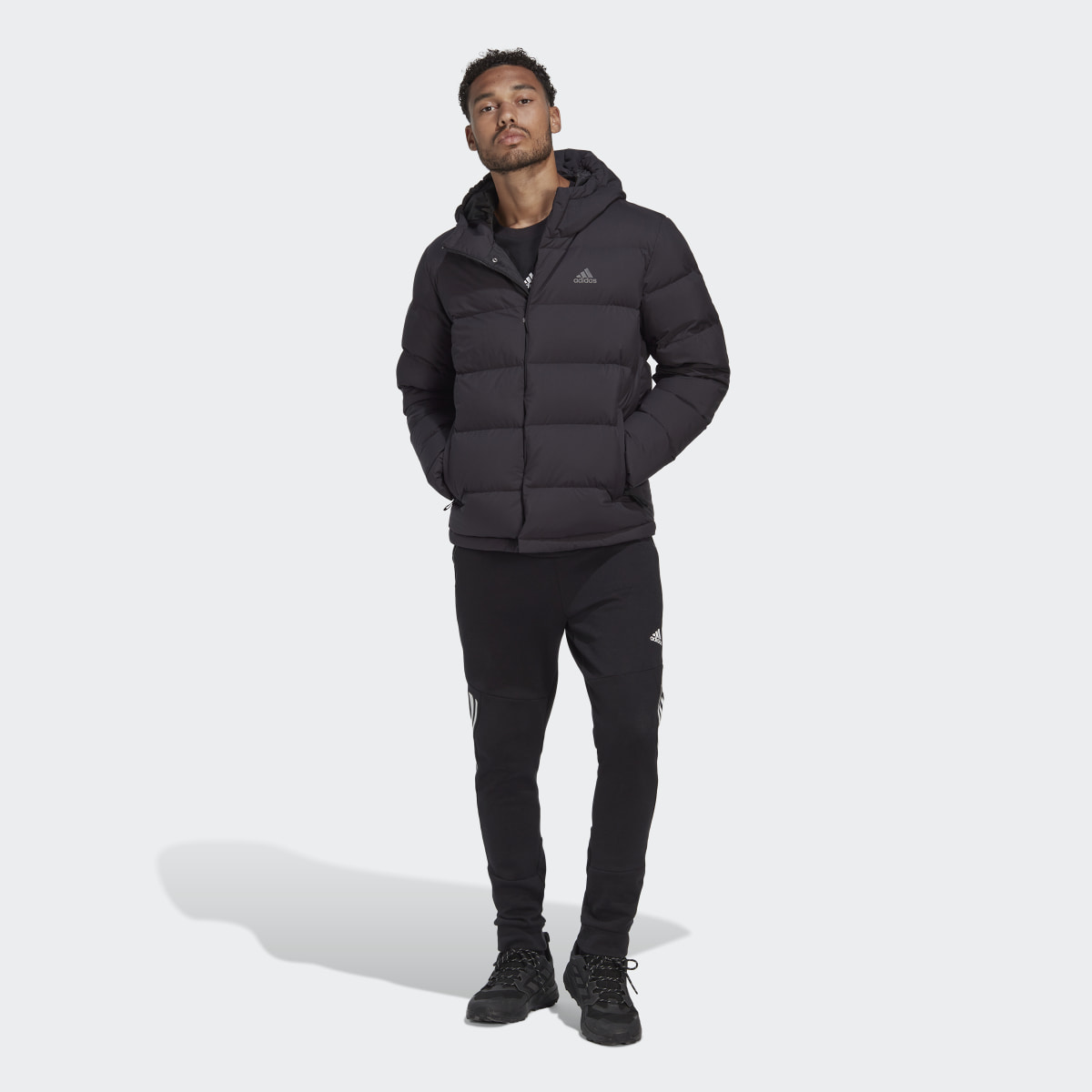 Adidas Helionic Hooded Daunenjacke. 6